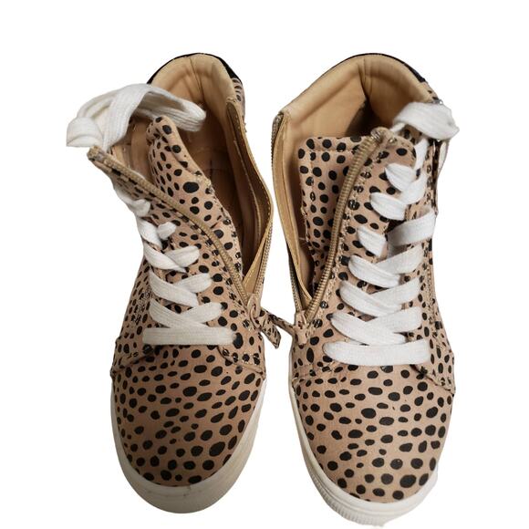 Universal Thread Women Sneakers Sz: 6.5 - Picture 1 of 4